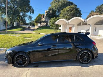 MERCEDES BENZ A250 AMG-LINE. Recibo vehículos.