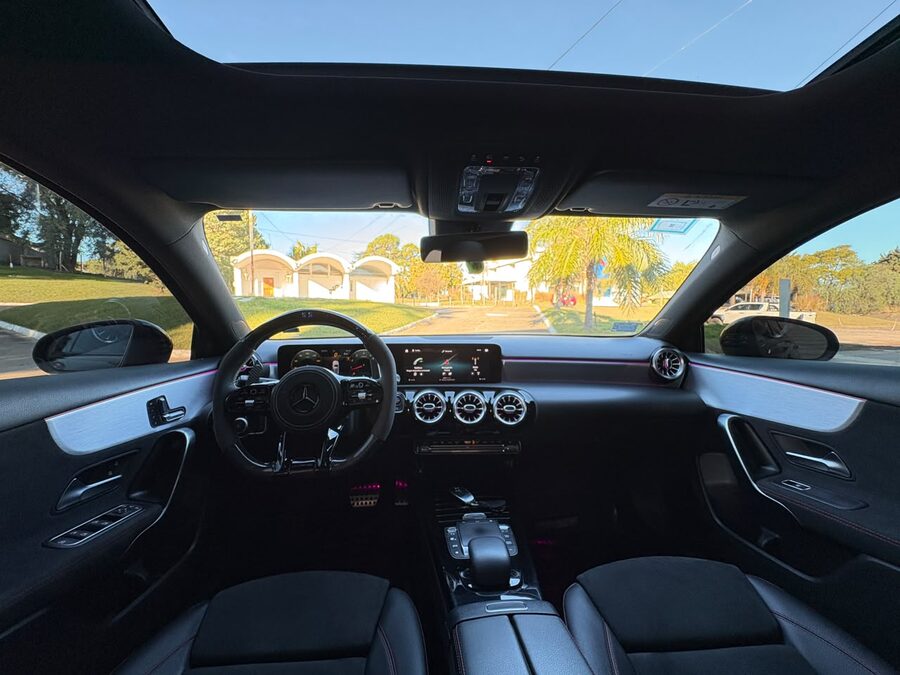 MERCEDES BENZ A250 AMG-LINE. Recibo vehículos.