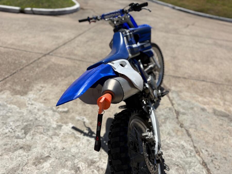 YAMAHA YZ 400. Recibo vehículos.