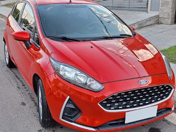 Vendo Ford Fiesta Kinetic 2018