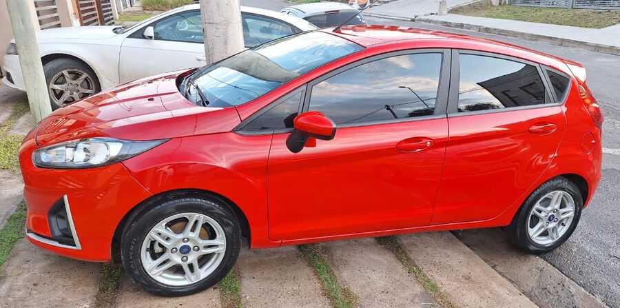 Vendo Ford Fiesta Kinetic 2018