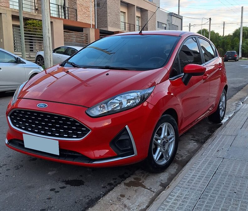 Vendo Ford Fiesta Kinetic 2018