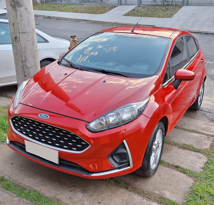 Vendo Ford Fiesta Kinetic 2018