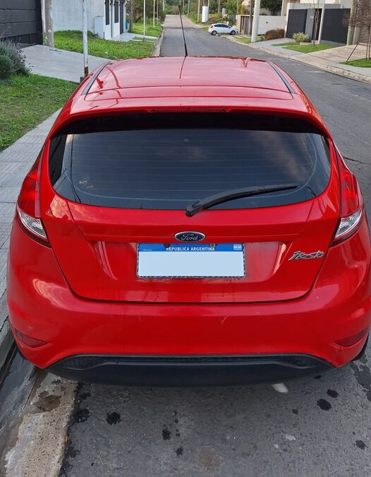 Vendo Ford Fiesta Kinetic 2018