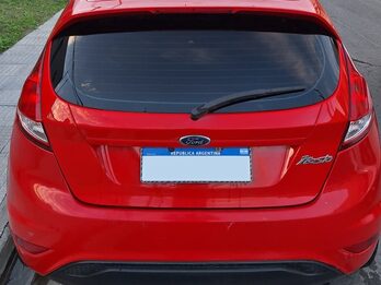 Vendo Ford Fiesta Kinetic 2018