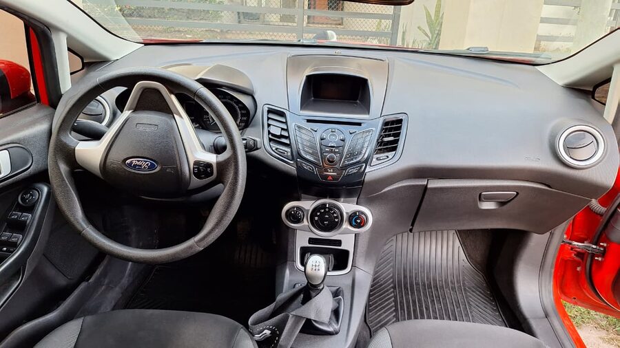 Vendo Ford Fiesta Kinetic 2018