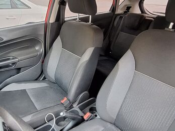 Vendo Ford Fiesta Kinetic 2018