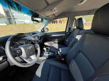 TOYOTA HILUX 2.8 SRX AT 4X4 Y 4X2 ¡¡ 0KM !!