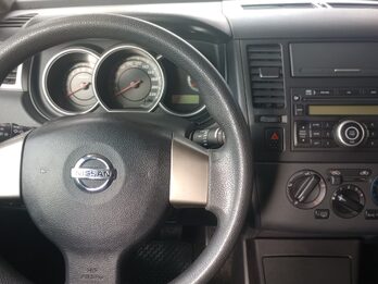 NISSAN TIIDA. 74mil km