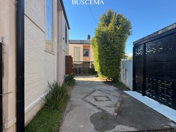 ALQUILER DE CASA EN BARRIO CERRADO - ZONA PARACAO