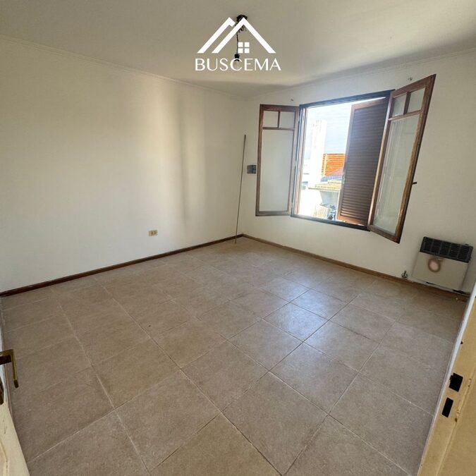 ALQUILER DE CASA EN BARRIO CERRADO - ZONA PARACAO