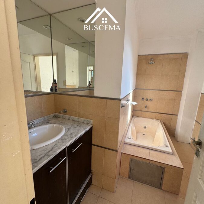 ALQUILER DE CASA EN BARRIO CERRADO - ZONA PARACAO