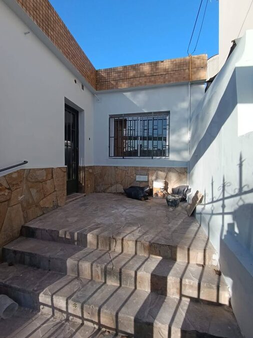 VENDE CASA 3 DORMITORIOS
