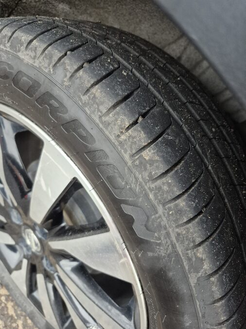 Nissan Kicks Automática