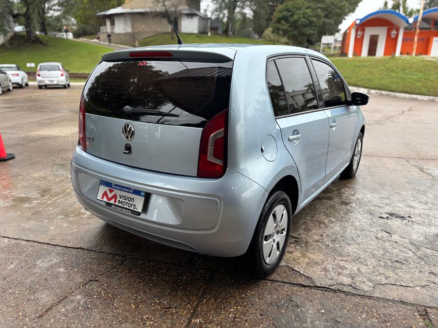 VOLKSWAGEN MOVE UP! 1.0. Recibo vehículos de menor y mayor valor.