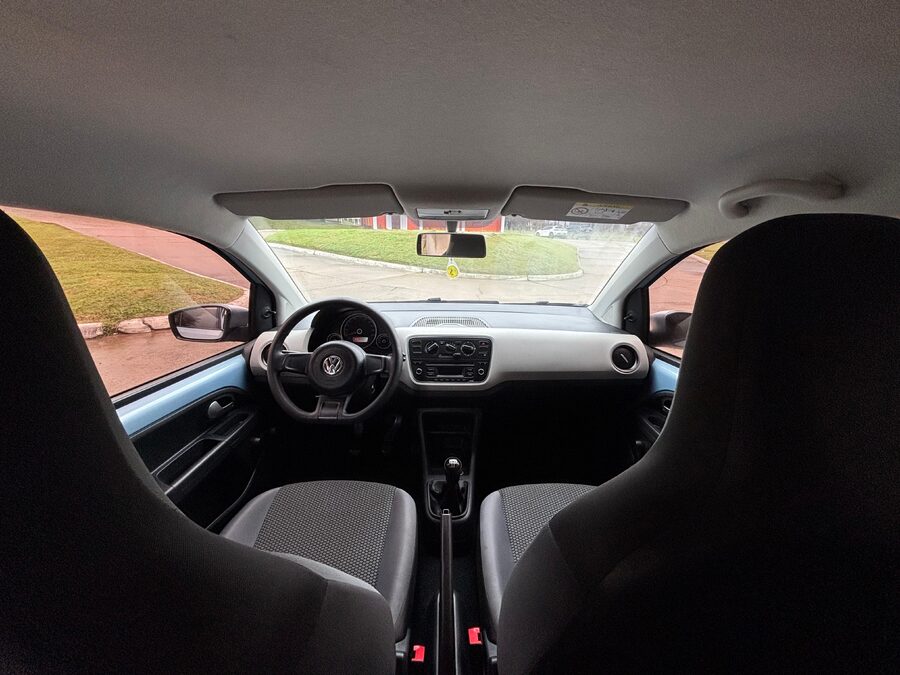 VOLKSWAGEN MOVE UP! 1.0. Recibo vehículos de menor y mayor valor.