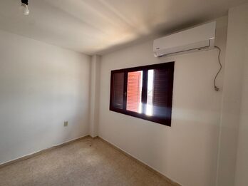ALQUILER UN DORMITORIO PLENO CENTRO. 25 DE MAYO E ILLIA