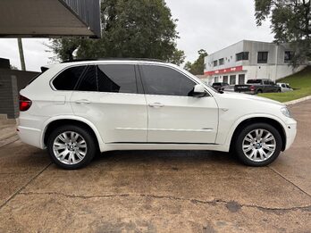 BMW X5 3.0S EXECUTIVE STEPTRONIC. Recibo vehículos.