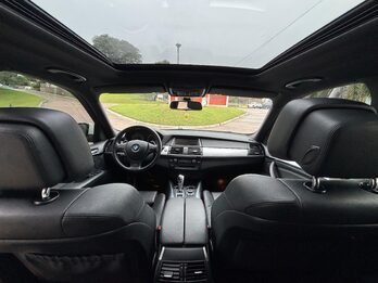 BMW X5 3.0S EXECUTIVE STEPTRONIC. Recibo vehículos.