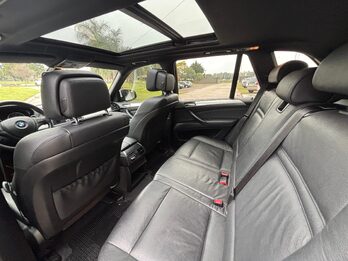 BMW X5 3.0S EXECUTIVE STEPTRONIC. Recibo vehículos.