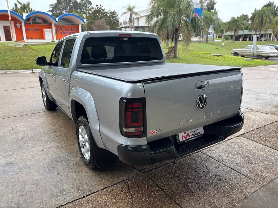 VOLKSWAGEN AMAROK 20TD 4X2 DC COMFORTLINE. Recibo vehículos.