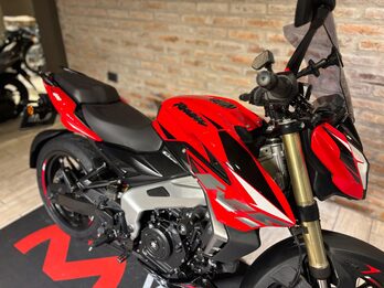 ROUSER NS 400. Recibo vehículos.
