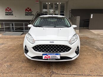 FORD FIESTA 1.6 SE. Recibo vehículos de menor y mayor valor.