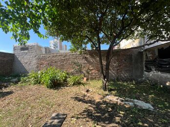 OPORTUNIDAD! CASA A RECICLAR MONTE CASEROS Y FELICIANO