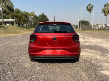 VOLKSWAGEN POLO 1.6 TRACK y HIGHLINE ¡¡0KM!! Recibo vehículos