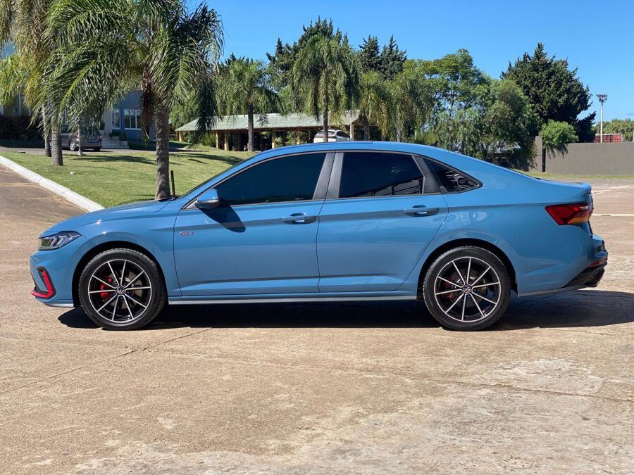 VOLKSWAGEN VENTO 2.0T GLI DSG MY26 ¡0KM! ENTREGA INMEDIATA.