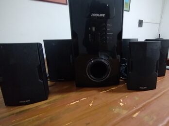 Home Theater Proline 5.1 (USB / SD / Radio FM) – ¡Excelente Estado!