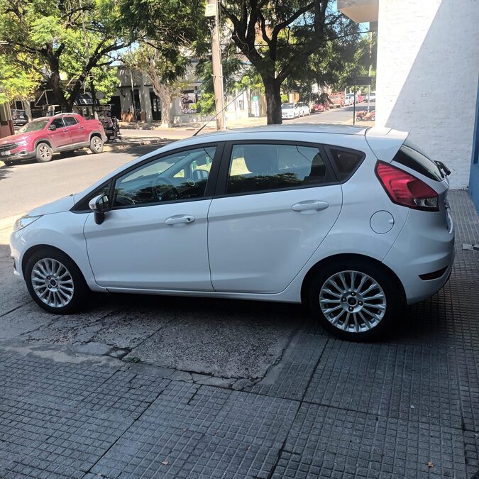 FORD FIESTA KINETIC 2017