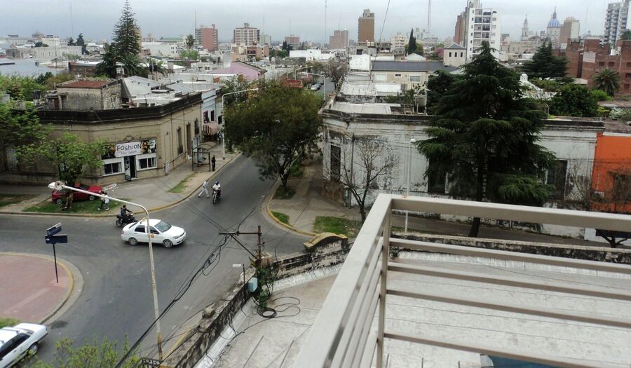 ALQUILER - UN DORM ALEM E IRIGOYEN