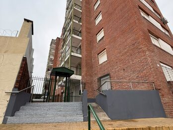 Venta Departamento 3 dormitorios Con Cochera
