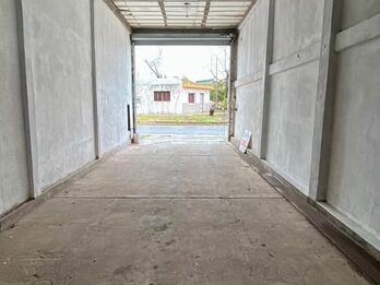 ALQUILER - GRAN GALPON ZONA RONDEAU Y BROWN