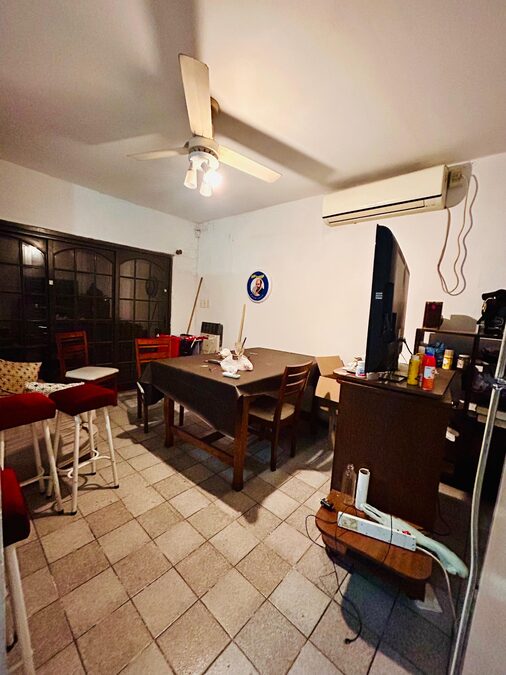 VENTA Casa de 3 DORM con cochera y pileta - Gdor. Sola 645