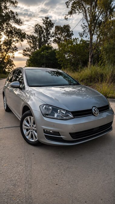 VOLKSWAGEN GOLF 1.4 TSI COMFORTLINE DSG MK7 - AÑO 2.016