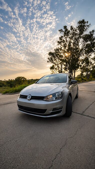 VOLKSWAGEN GOLF 1.4 TSI COMFORTLINE DSG MK7 - AÑO 2.016