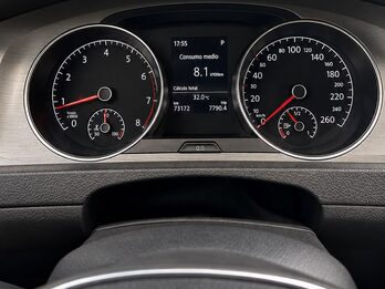 VOLKSWAGEN GOLF 1.4 TSI COMFORTLINE DSG MK7 - AÑO 2.016