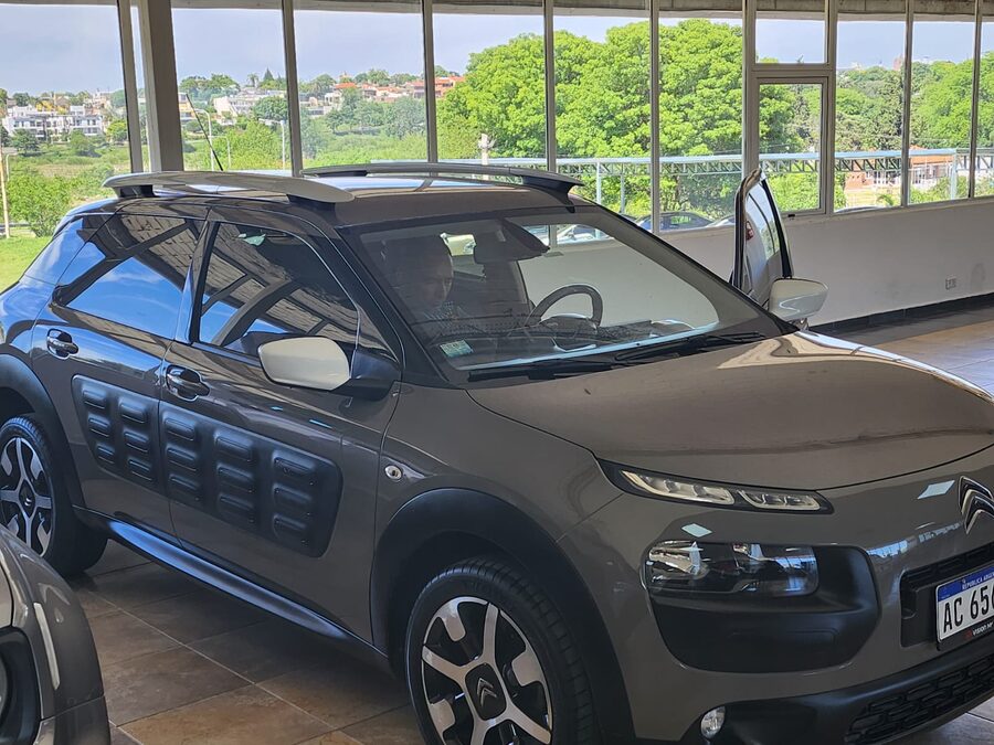 Vendo cintroen c4 cactus rip curl