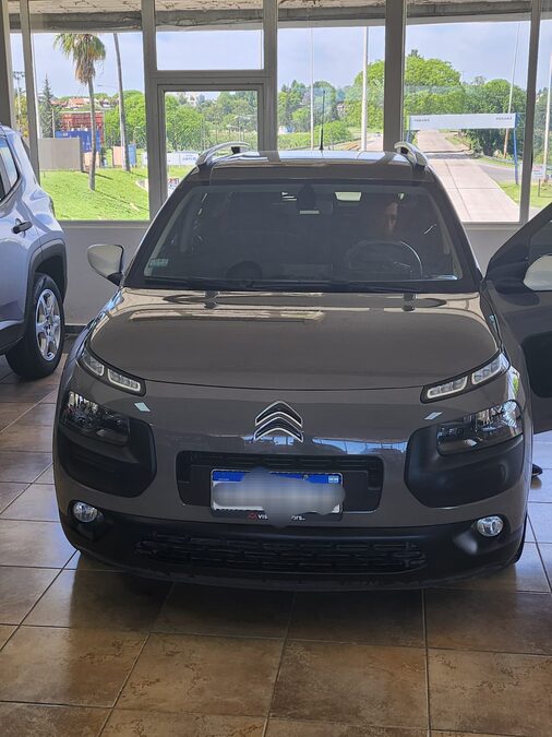 Vendo cintroen c4 cactus rip curl