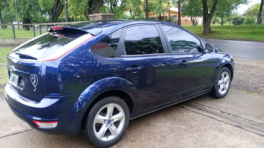 Ford focus trend 1.6 2011