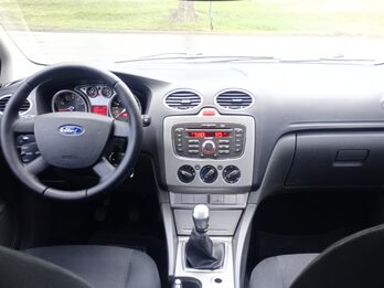 Ford focus trend 1.6 2011