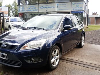 Ford focus trend 1.6 2011