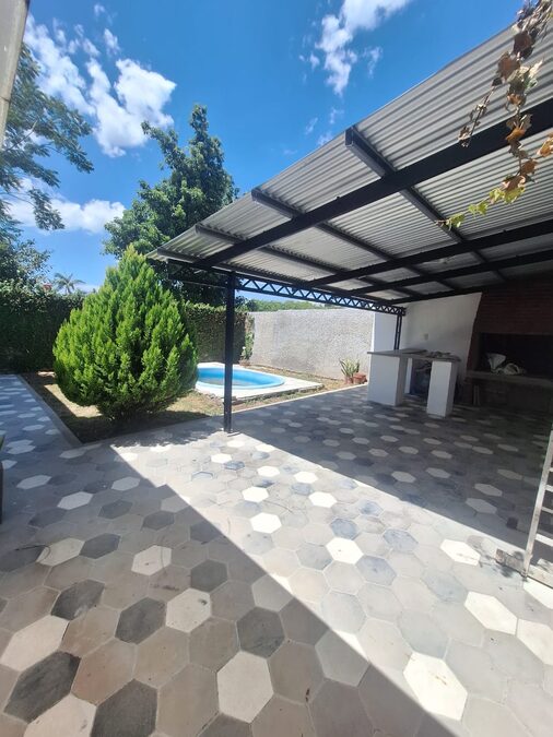ALQUILO CASA EN ZONA PARACAO