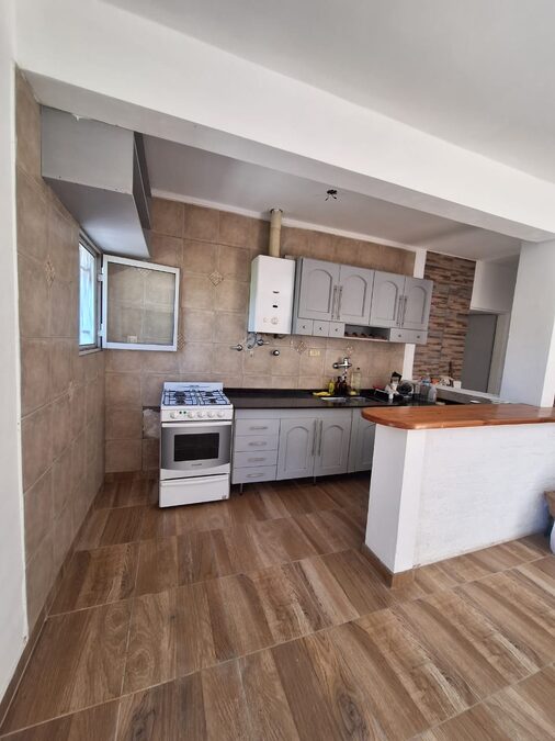 ALQUILO CASA EN ZONA PARACAO