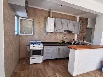 ALQUILO CASA EN ZONA PARACAO