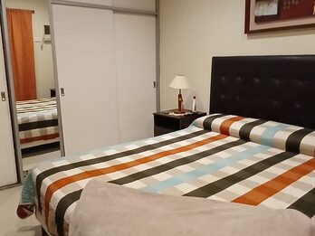 VENTA CASA 2 DORM CON COCHERA, PATIO CON PILETA Y QUINCHO - VILLA SEGUÍ Y GARRIGÓ