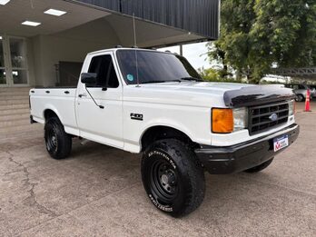 FORD F-100 3.6 Nafta/GNC. Recibo vehiculos