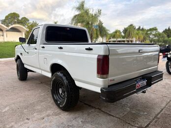 FORD F-100 3.6 Nafta/GNC. Recibo vehiculos